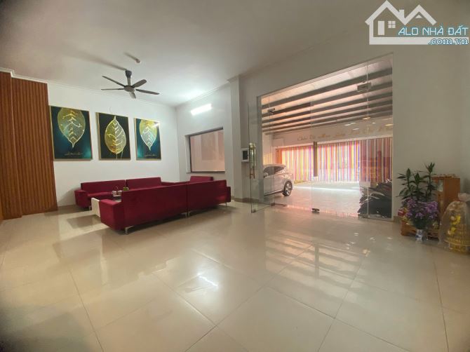 Bán tòa KS 7 tầng TM.gần 300m giá chỉ 11 tỷ hơn. tại Hiệp Hòa-Bắc Giang.mặt tỉnh lộ 295. - 1