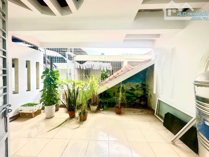 Bán nhà 4 tầng ngõ nông phố Hào Khê - 1