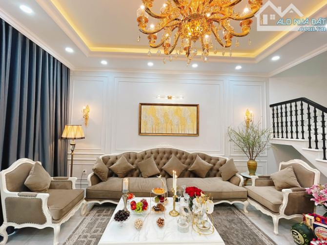 Bán nhà Việt Hưng, Long Biên: 32m2, 6 tầng, 6.9 tỷ, ô tô, full nội thất, ở ngay - 1