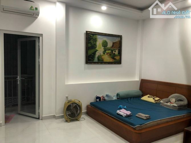 Nhà hiếm Lê Quang Định duy nhất 1 căn 2 mặt HXH(4,85x12m)nở hậu sẵn kết cấu. Gía 10tỷ5 - 1