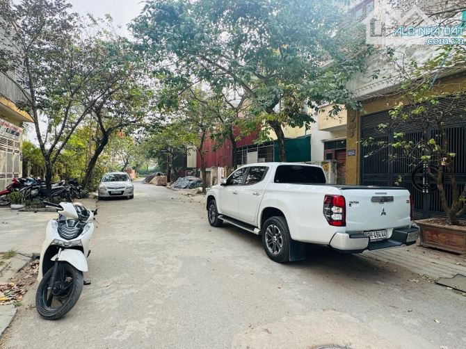 Nhà phân lô Kim Đồng. HM,Gara 2 ô tô, thang máy, vỉa hè rộng, kinh doanh cực đỉnh.68m. 6T - 1