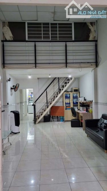 Cơ hội vàng! HXH Nguyễn Sơn, 84m2, 4x21m, 4PN, Chỉ 7.95 tỷ TL - 1