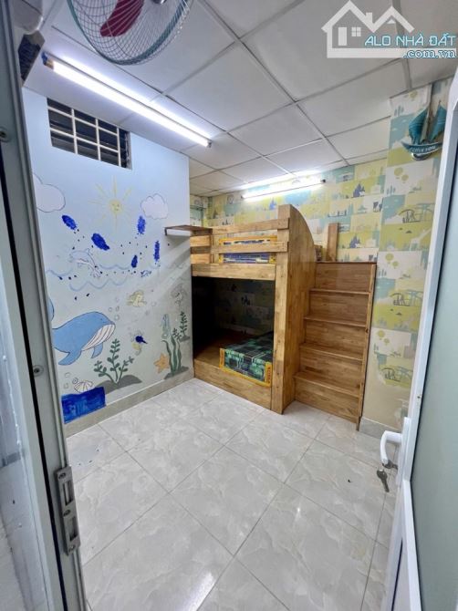 BÁN ĐẤT TẶNG NHÀ, MẶT TIỀN KINH DOANH VIP, GẦN NÚT GIAO GÒ DƯA, 6,5X32 CHỈ 18 TỶ. - 1