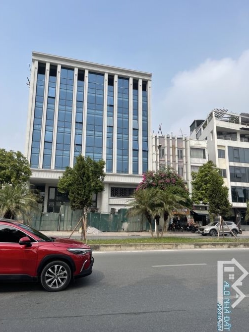 244.9 Tỷ/ 474 m2/9 Tầng/ 18 M tiền/ Mặt Phố Hồng Tiến - 1