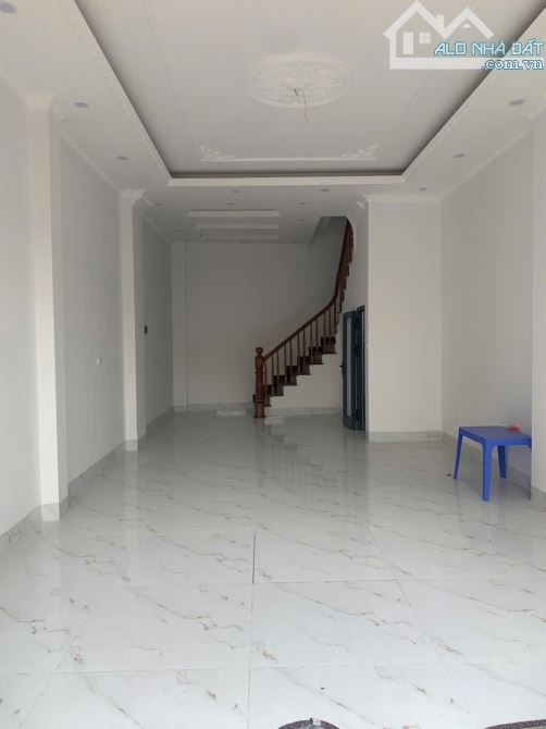 Nhà 5 tầng- Chỉ 3,9 tỷ.Gần Bx Yên Nghĩa - ga Cát Linh.Oto tới cửa. Đi bộ ra chợ, trường - 1