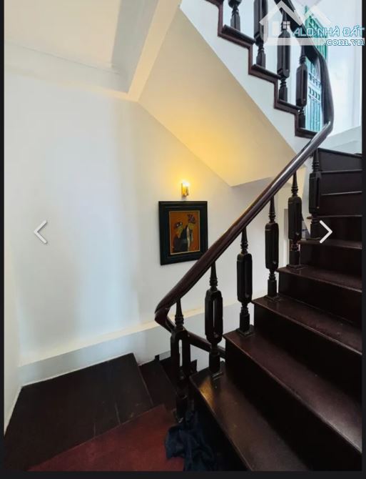 BÁN NHÀ ĐẸP TÂY HỒ – LẠC LONG QUÂN  Diện tích: 60m² x 5 tầng  Mặt tiền: 6m siêu rộng  Giá - 1