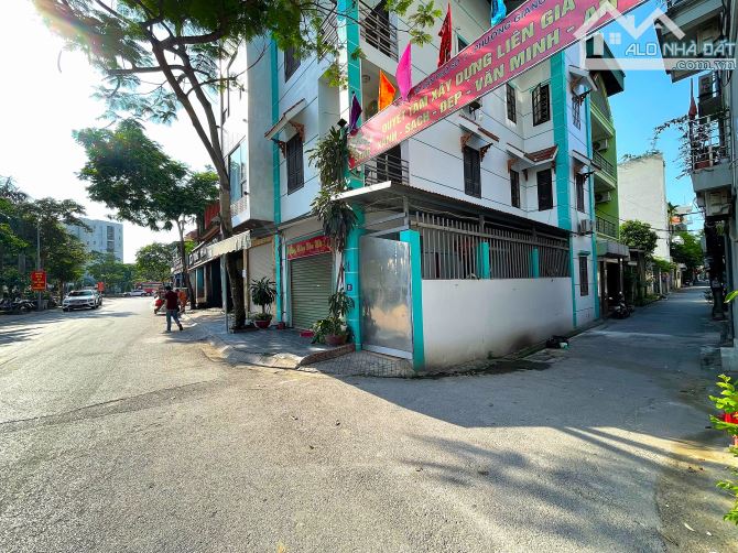 🏡SIÊU SIÊU HIẾM KẺ TẠNH LB, DT46M2, LÔ GÓC, Ô TÔ ĐỖ CỬA, NGÕ THÔNG,KINH DOANH,GIÁ 6.X TỶ