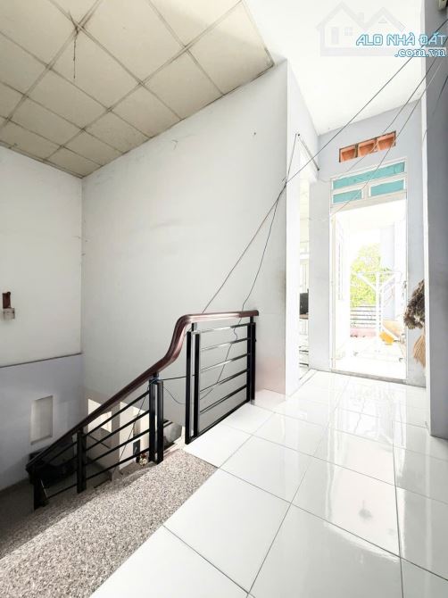 Bán nhà 2 tầng cách hẻm xe hơi 50m ngang hơn 5m-80m2 sử dụng giá chỉ hơn 3 tỷ thới an 13 - 1
