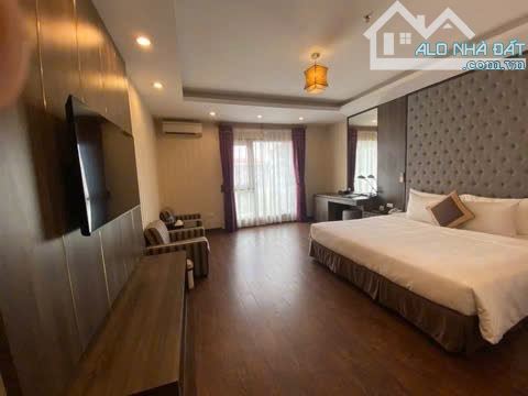 CẦU GIẤY – SIÊU KHÁCH SẠN 12 TẦNG + 1 HẦM 2 THANG MÁY – LÔ GÓC – DÒNG TIỀN GẦN 1 TỶ/THÁNG - 1
