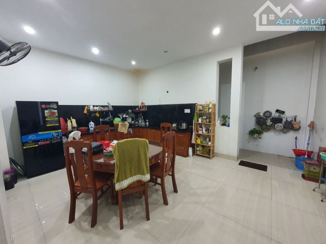 Bán Nhà 1 Trệt 1 Lầu Hẻm Oto Huyền Trân Công Chúa 132M2 (6x22) Giá: 10.1 Tỷ - 1