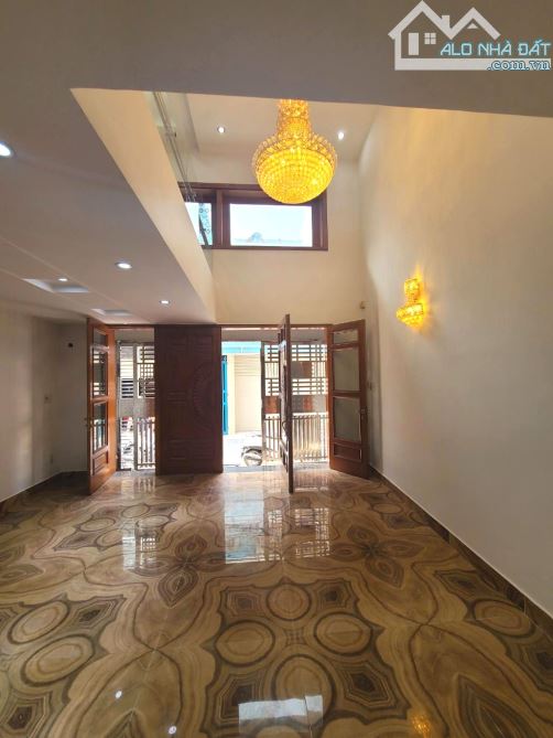 Bán Nhà 5 Tầng 2 mặt hẻm đường ô tô tránh ngay trung tâm Quận Bình Thạnh DT 60m2 - 1
