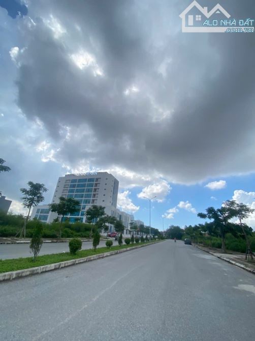 CẦN CHUYỂN NHƯỢNG ĐẤT TĐC LÔ 27 Lê Hồng phong - Ngô quyền . Diện tích 60m ngang 4m - 1