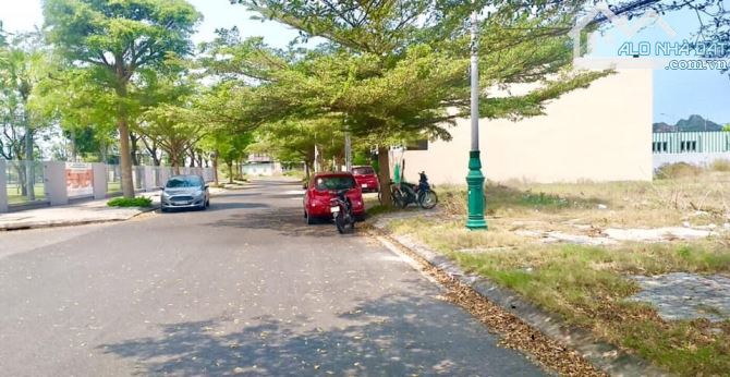 Cần bán 3 lô liền kề đường Trần  Quốc Vượng phù hợp kinh doanh buôn bán, xây căn hộ - 1