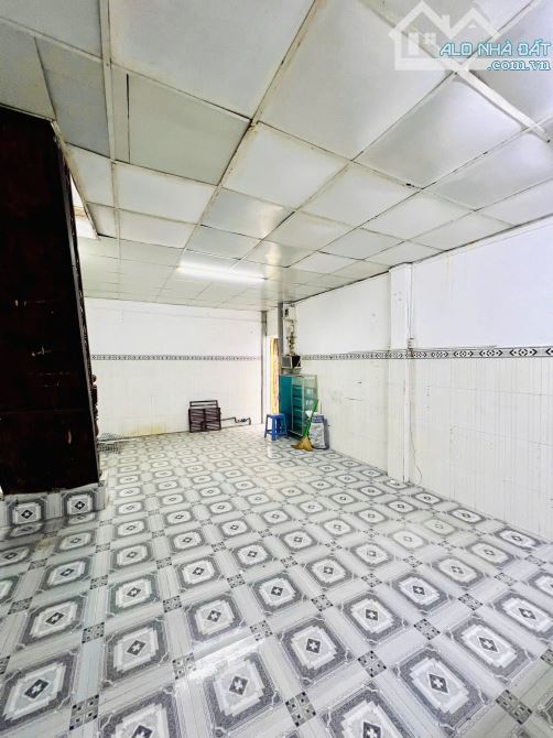 Bán căn nhà cũ diện tích đẹp, giá cực mềm!!! - 1