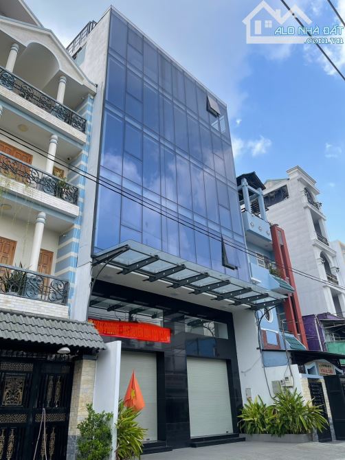 Bán gấp tòa Văn Phòng MTNB Quang Trung P8 DT 10x27m NH 13.5m Trệt 6 Lầu ĐCT 185tr/th - 1