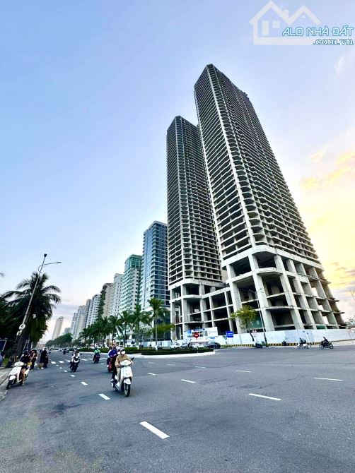 Siêu hiếm - Bán đất đường Phạm Văn Đồng, 2 lô liền kề, khu du lịch sầm uất, DT 10x25m - 1