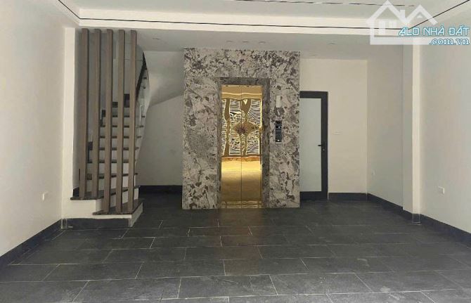 Bán nhà Phố Trạm - gara ô tô thang máy - mới đẹp long lanh - 41m - 6 tầng - 14.8 tỷ - 1