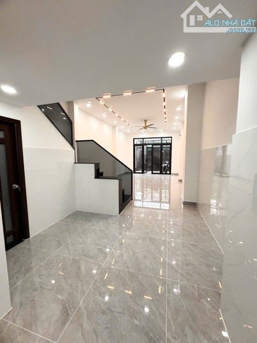 🏡💥NHÀ MỚI VÀO Ở NGAY💥GẦN CẦU KÊNH THANH ĐA💥80M2(4.5x18)💥4 TẦNG💥CHỈ 10.3TỶ🌹 - 1