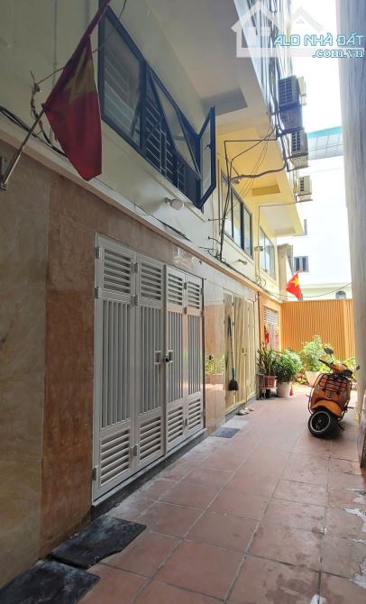 Bán nhà Hà Trì 4, Hà Đông - gần phố - gần ô tô - hai mặt thoáng - nhà đẹp, full nội thất - 1
