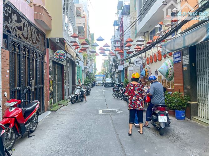 NHÀ ĐẸP Q.1 HXH THÔNG TRẦN HƯNG ĐẠO CHỈ NHỈNH 9 TỶ - 1