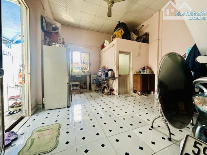 Bán Nhà Hẻm Xe Tải Quận 8 – Ngang 6.3m, Diện Tích 173m2 - Giá Chỉ 11.15 Tỷ - 1