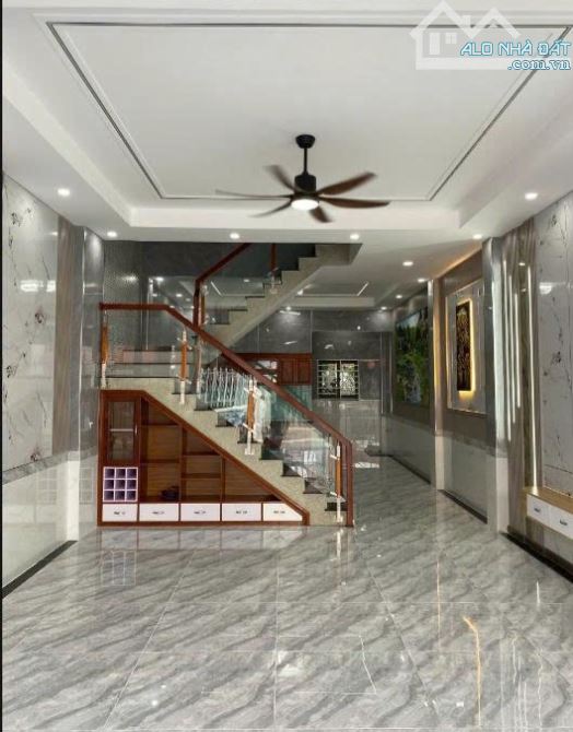 🏡 BÁN NHÀ 3 TẦNG MẶT TIỀN ĐƯỜNG NGUYỄN CÔNG HOAN – ĐÔNG HÒA,P DĨ AN -  💰 Giá: 6.35 - 1