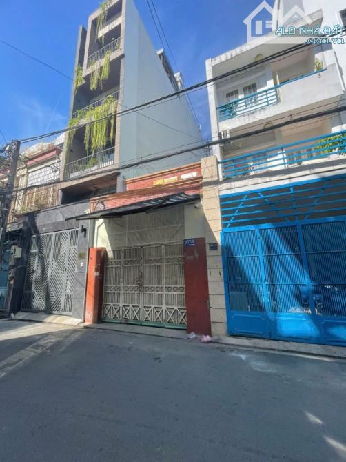 Hẻm 8m khuHoàng Hoa Thám P.13 Tân Bình khu Ga T3 (4.5x22m) cho thuê 35tr/tháng chỉ 13,5 tỷ - 1