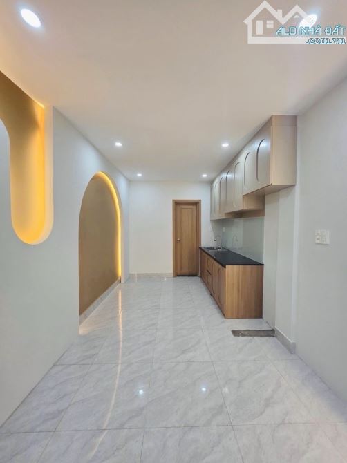 GÒ VẤP nhà 2 tầng ĐẸP Dt 32m2 ( 3x11m) 2PN,giá rẻ 💰3️⃣.6️⃣9️⃣tỷ💸 TL. LÊ ĐỨC THỌP16 - 1