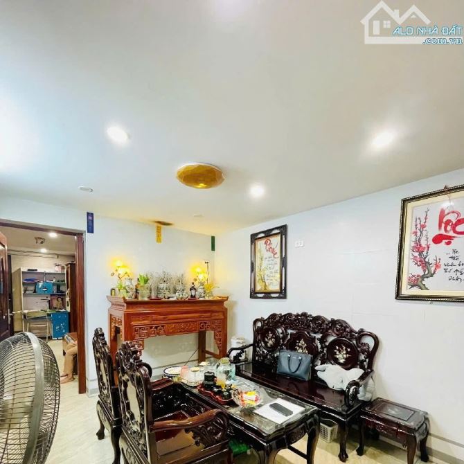 CĂN HỘ TẬP THỂ TRUNG TÂM THANH XUÂN – TẦNG 2 – 3 PHÒNG NGỦ – CÁCH PHỐ VÀI BƯỚC - 1