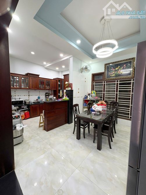 Bán biệt thự MT Phạm Nhữ Tăng ( Cao Lỗ ) P4 Q8 - 1