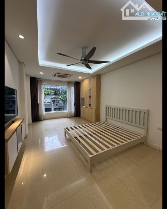 Bán nhà 5 tầng 70m2 Láng Hạ - Kinh doanh Sang- Ở sướng - Giá Đầu tư: 24 Tỷ - 1