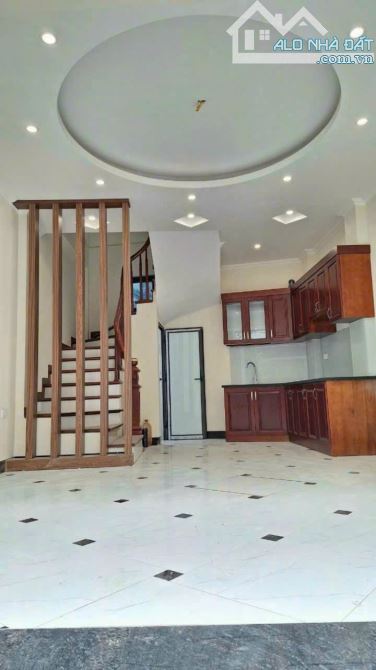 BÁN NHÀ LAI XÁ – NỘI THẤT XỊN SÒ – S= 35M2 – MT=4.2M GIÁ CHÀO 4.95 TỶ - 1