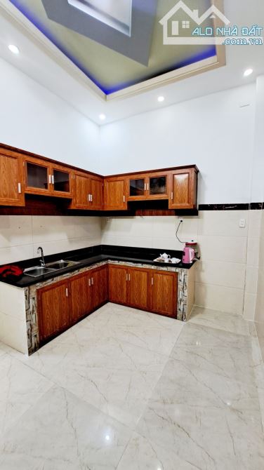 BÁN NHÀ RIÊNG 5 TẦNG - HXH 8M HT 17 - 54 M2 - KHU PHÂN LÔ VIP - 4PN - NHỈNH 6 ĐỒNG - Q12 - 1