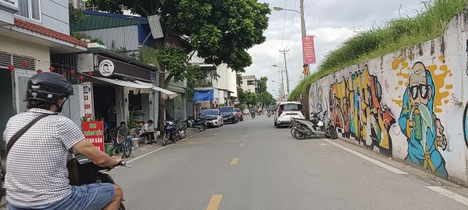 Hiếm!!!! Bán nhanh lô đất Ngọc Thụy, 175m2, MT rộng, phân lô, ôtô 7 chỗ vào đất thoải mái - 1