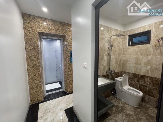 Xuân Phương -32M x 6 Tầng - Thang Máy - Lô góc - ô tô qua nhà - 8.3 Tỷ - 1