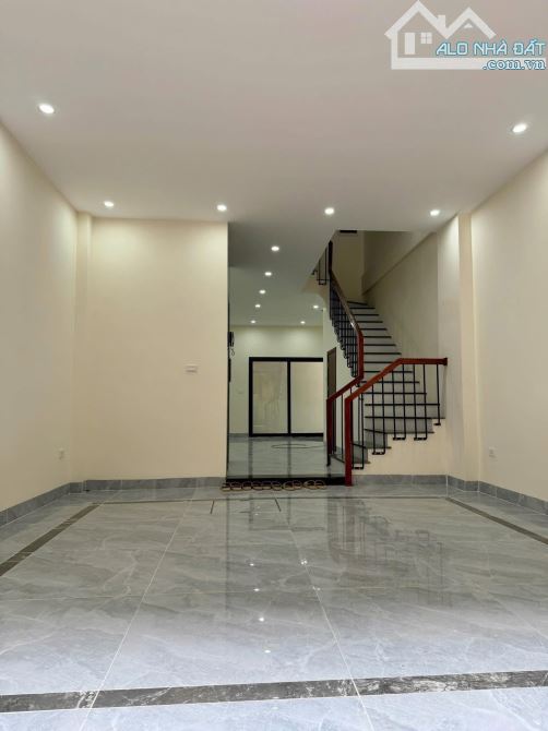 Siêu phẩm Vạn Phúc Hà Đông , nhà 5 tầng thang máy mới tinh . 60M . 16,3 tỷ. Ô tô vào nhà - 1