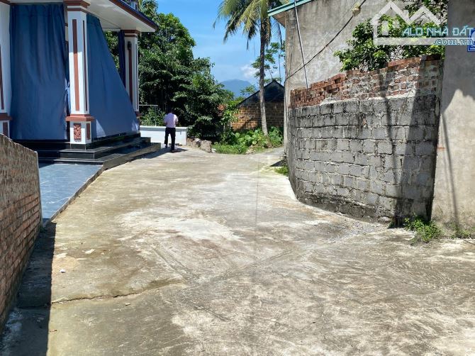 Bán mảnh đất 2206m2 gần trường Tân Tiến-Xuân Mai, Mt 90m lên full thổ cư phân lô cực đẹp - 1