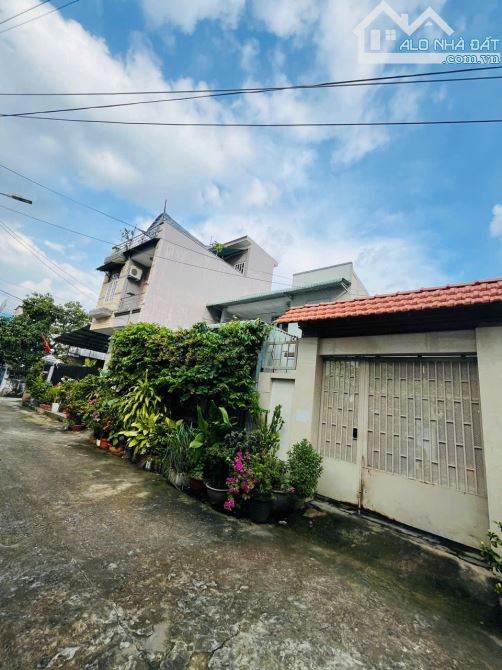 CHỦ GIẢM SÂU CHỈ CÒN 6.3TỶ, NHÀ 2 TẦNG (7.2 x 17M), HẺM Ô TÔ, NGAY MT NGUYỄN DUY TRINH - 1