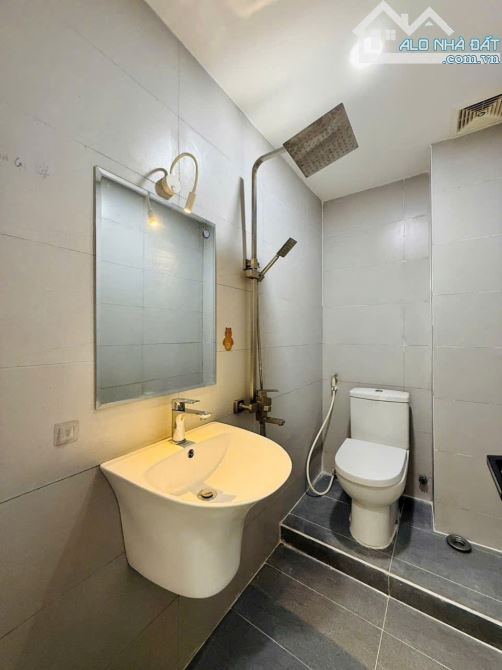 Bán nhà hẻm xe hơi đường số 51, P.14, 4 x 13, 4 tầng, 4PN giá 6.4 tỷ tl - 1