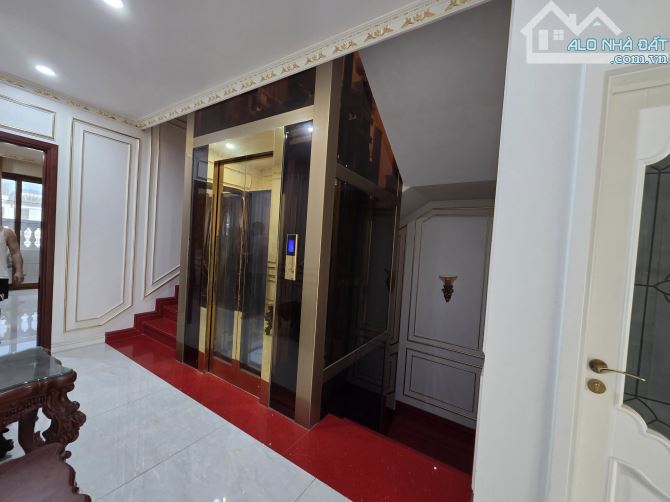 Bán nhà phố Duy Tân, Cầu Giấy, 80m2, 6 tầng, thang máy, ô tô, full nội thất, hơn 30 tỷ - 1