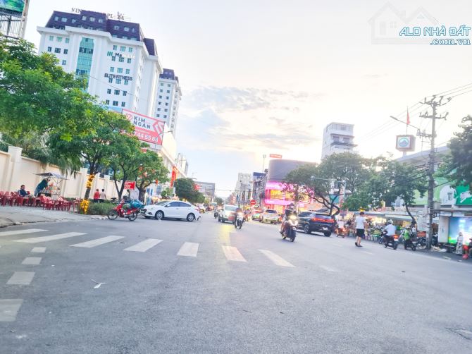 GÓC - NHÀ 2 TẦNG, DT: 72 M2 NỞ HẬU - PHẠM NGŨ LÃO - HẢI CHÂU - KIỆT THÔNG - VÀI BƯỚC ĐẾN Ô - 1