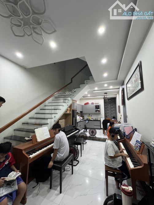 TRUNG TÂM CỦA TRUNG TÂM - KIỆT ÔTÔ KINH DOANH – 3 TẦNG 3PN – NHỈNH 5 TỶ  📌 Vị trí – Kiệt - 1