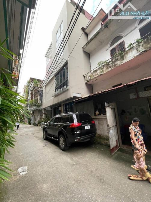 Bán nhà Ngô Thì Nhậm - 60m2/ mặt ngõ ô tô tránh kinh doanh, giá chỉ 9. X tỷ - 1