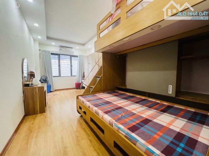 Bán nhà Phú Đô 33m², 5 tầng, gần ô tô, hơn 6 tỷ tí - 1