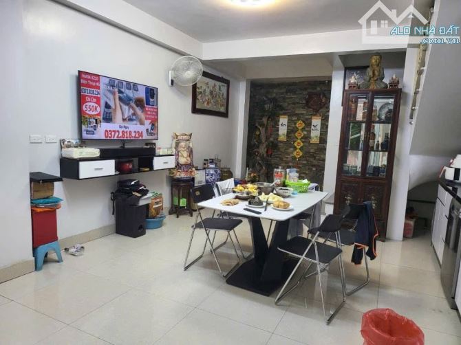 Em lại về cho anh chị em căn vip Cổ Nhuế, 38m 5 tầng, full nội thất chỉ có 7,8 tỷ - 1