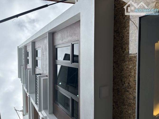 🏤NHÀ ĐẸP KIM CHUNG - DÂN XÂY ĐƠN LẬP - 20M RA Ô TÔ TRÁNH - HÀNG XÓM KĐT HINODE ROYAL PARK - 1