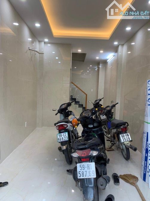🏡 Mặt tiền Ba Tháng Hai – 4 tầng – đang cho thuê 20 triệu/tháng Mã căn: NTK-25.8-615 - 1
