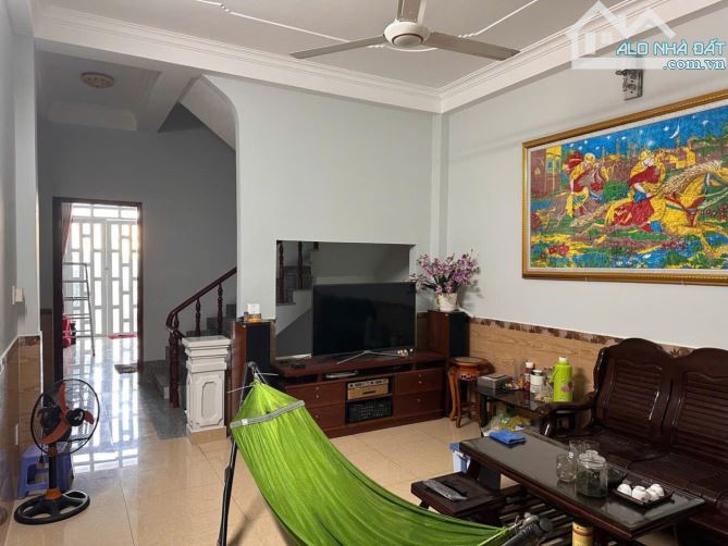 Bán nhà mặt tiền Thạnh Lộc 29 Q12-68m² 4 tầng-Hẻm tải thông nhau-Giá 7.1 tỷ - 8
