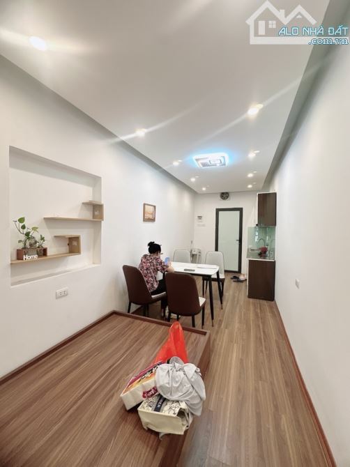 Bán tập thể dệt phố 8/3 sử dụng 35m2 gồm 2 ngủ 1 vs trung tâm quận Hai Bà Trưng - 1