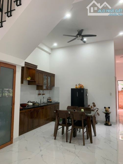 Nhà Từ Dân 2 Tầng Kiên Cố Kiệt 246 Hùng Vương - Phường An Cựu - 1